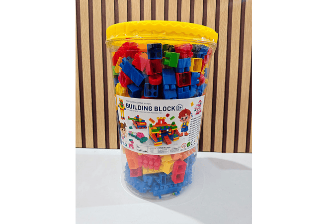 BOTE GRANDE CON 400 BLOQUES DE CONSTRUCCIÓN MOD# JX688-199