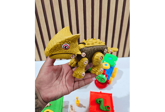 🦕JUGUETE TRANSPORTADOR DE DINO MOD# 8697