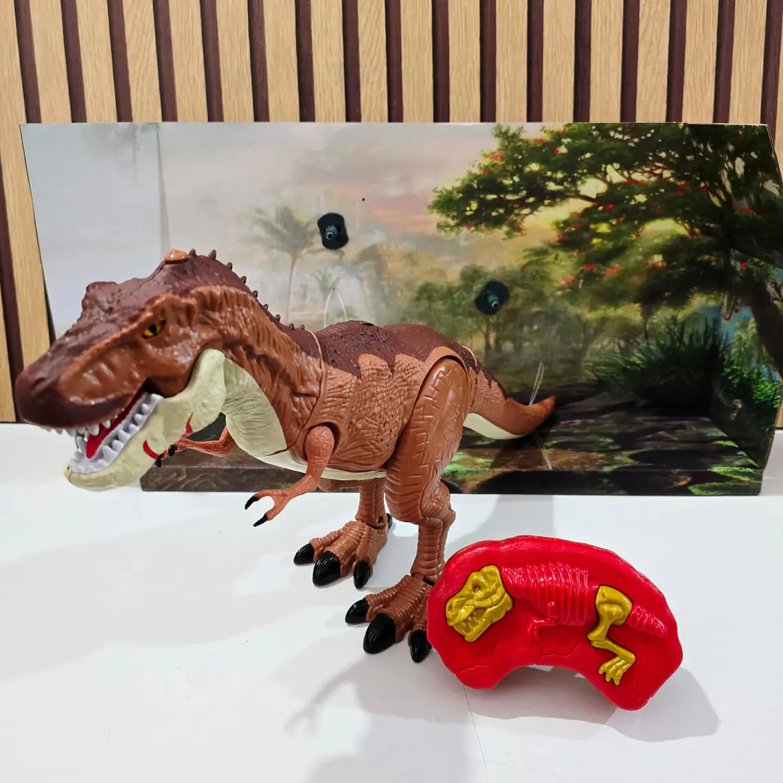 JUGUETE DINOSAURIO CON CONTROL REMOTO MOD# KQ223057 🎮 1