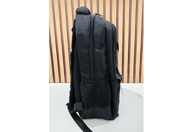 MOCHILA NEGRA ORIGINAL PARA CABALLERO X-GEAR MOD# XGE-6662