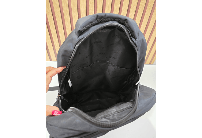 MOCHILA NEGRA ORIGINAL PARA CABALLERO X-GEAR MOD# XGE-6662