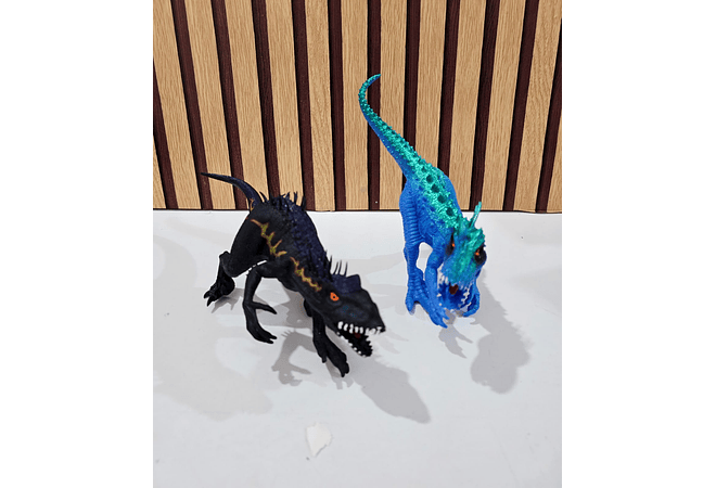 BOLSA CON 4 DINOSAURIOS GRANDES  (AL AZAR) MOD# VR-NBA1028