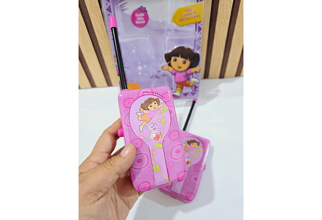 DUO DE RADIOS TRANSMISORES ORIGINAL DISEÑO DORA LA EXPLORADORA MOD# 13067