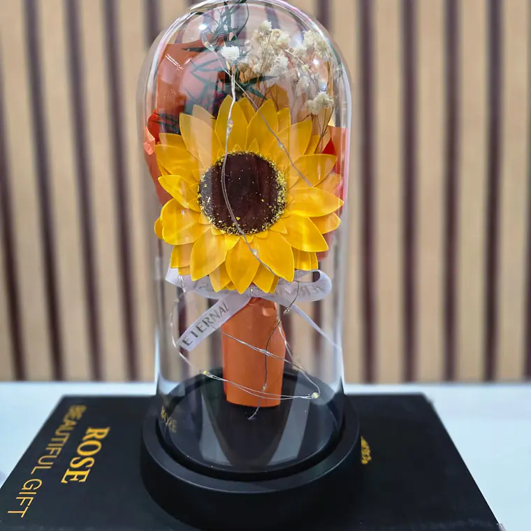 🌻CÚPULA CON ROSA ETERNA DE JABÓN Y LUZ LED MOD# 182 (cajita negra) 4