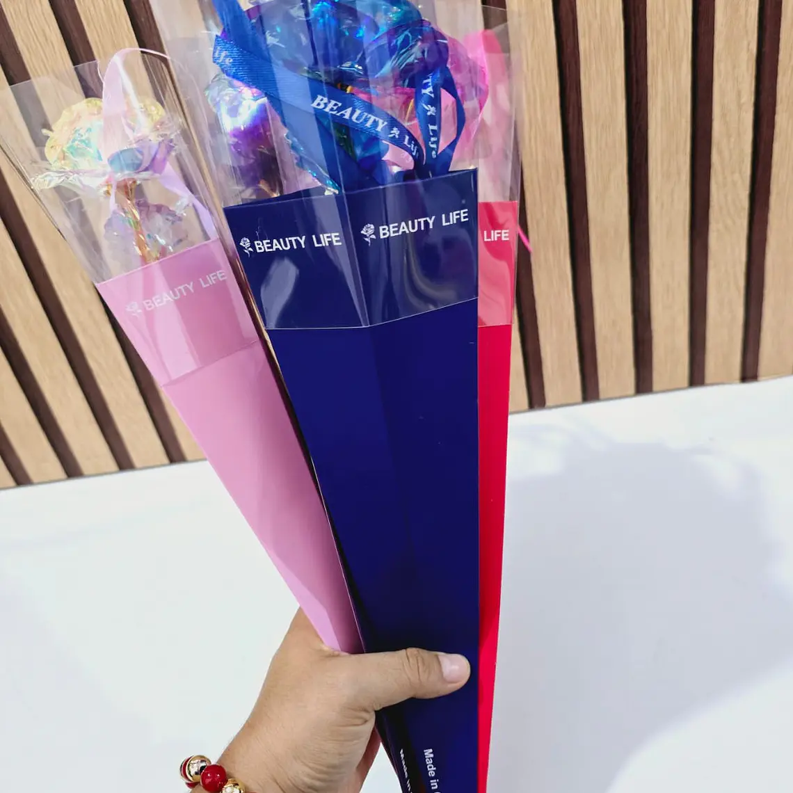 🌻PAQ DE 3 ROSAS ETERNAS CON LUZ LED COLORES TORNASOL MOD# 183 (AL AZAR)🌹 9