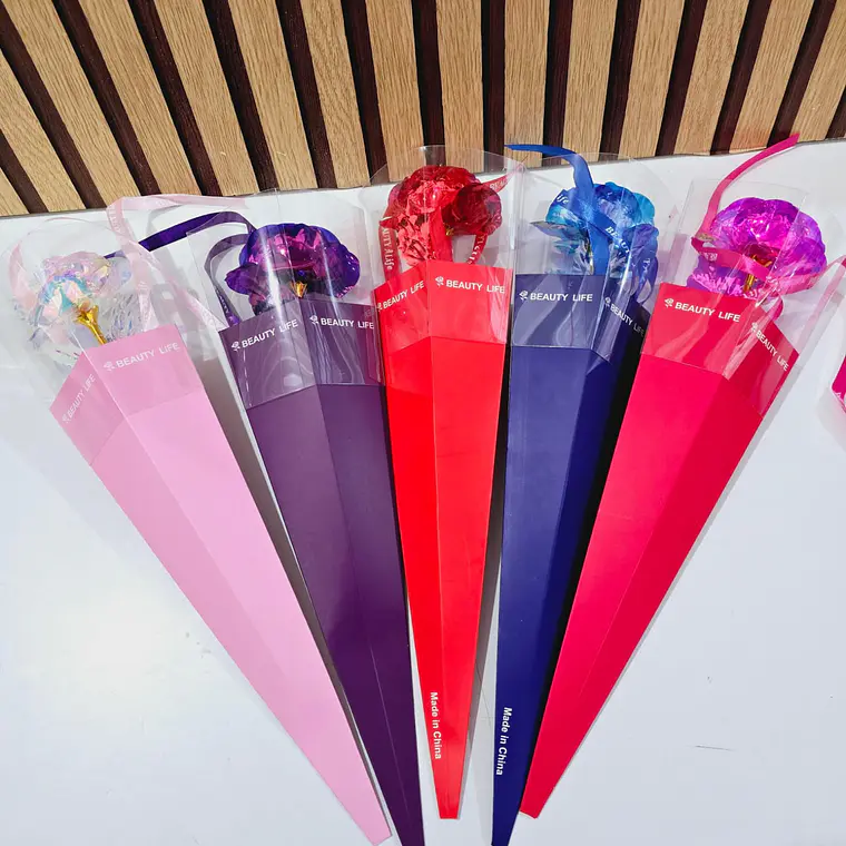 🌻PAQ DE 3 ROSAS ETERNAS CON LUZ LED COLORES TORNASOL MOD# 183 (AL AZAR)🌹 10