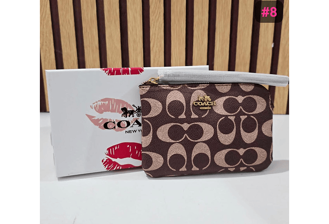 MONEDERO IMITACIÓN COACH VARIOS DISEÑOS MOD# BH008 (CON CAJITA)