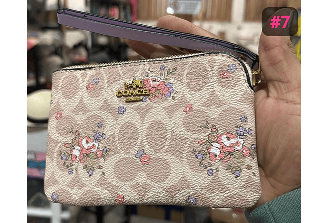 MONEDERO IMITACIÓN COACH VARIOS DISEÑOS MOD# BH008 (CON CAJITA)