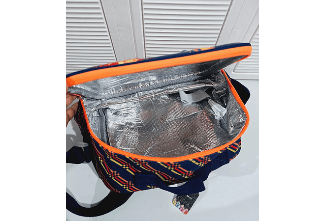 LONCHERA TERMICA  ORIGINAL AUTOS DE CARRERA  X-GEAR MOD# XIN-0012LB