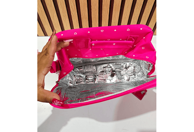 LONCHERA ORIGINAL ESTAMPADO CORAZONES MOD# XF180