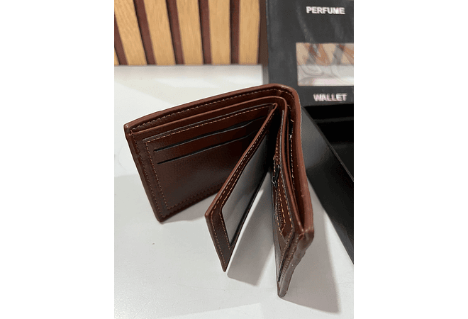 SET DE ACCESORIOS PARA CABALLERO(PERFUME + CINTURÓN + RELOJ + CARTERA)MOD# BY-806