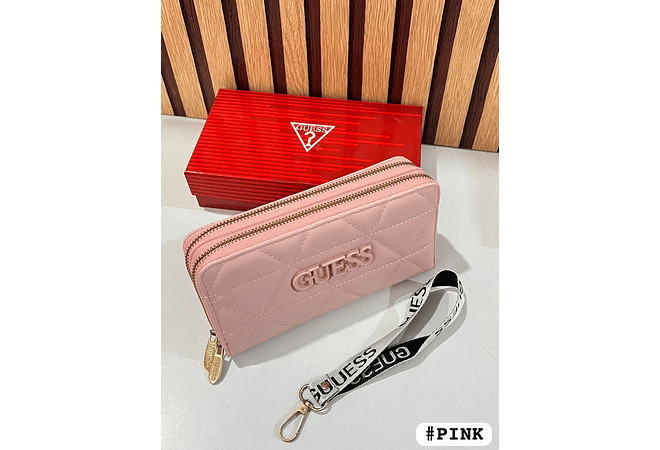 CARTERA PARA DAMA DOBLE CIERRE IMITACIÓN GUESS CAJITA ROJA MOD# GQ-119