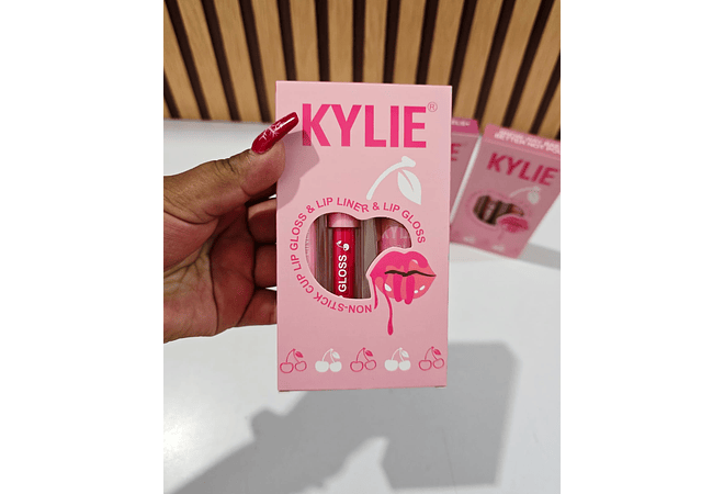 SET DE GLOSS KYLIE MOD# SET12 🍒 💋
