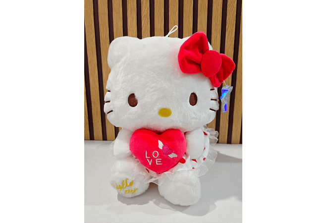 PELUCHE HELLO KITTY CORAZÓN LOVE MODELO #LBQ-7781