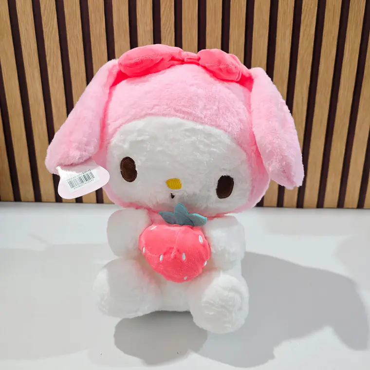 PELUCHE KUROMI / MELODY CON FRESA MODELO  #XZWG-23343 4