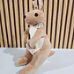 PELUCHE MAMÁ CANGURO MOD# 328AHX  🦘 - Miniatura 4