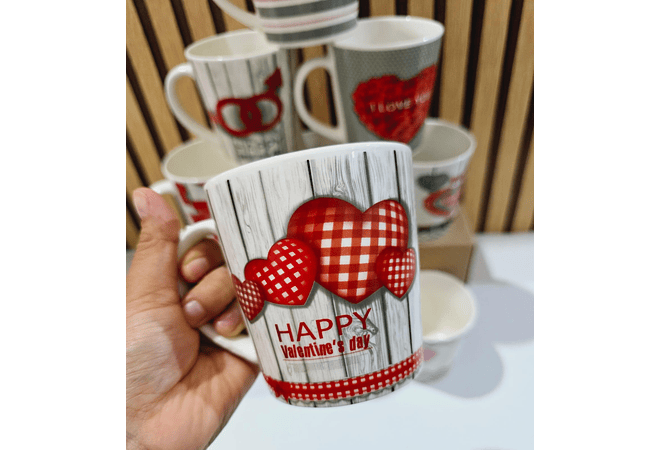 TAZAS DE CERÁMICA 350ML DISEÑO CORAZON  (AL AZAR) MOD# V CORTO 24QR581, 574 O 573🥰🌹