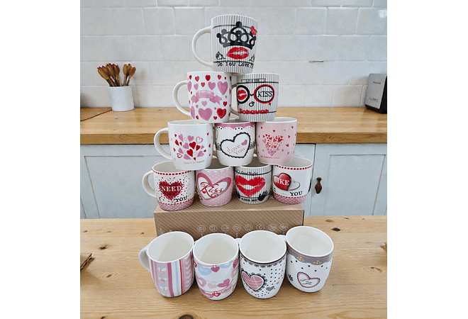 TAZA DE CERÁMICA 350ML"DÍA DEL AMOR Y LA AMISTAD" DISEÑO OVALADO (AL AZAR)MOD# 24QR511, 572, 507, 508, O 529🥰