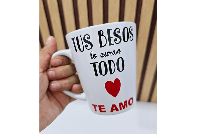 TAZA DE CERÁMICA 350 ML DISEÑO "DÍA DEL AMOR Y LA AMISTAD (V CUADRADO)MOD# 24QR544 O C93 🌹🤍🖤