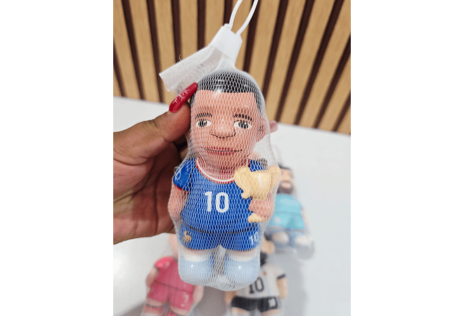 SQUISHY ANTIESTRES POP MUNDIAL AL AZAR⚽🏆