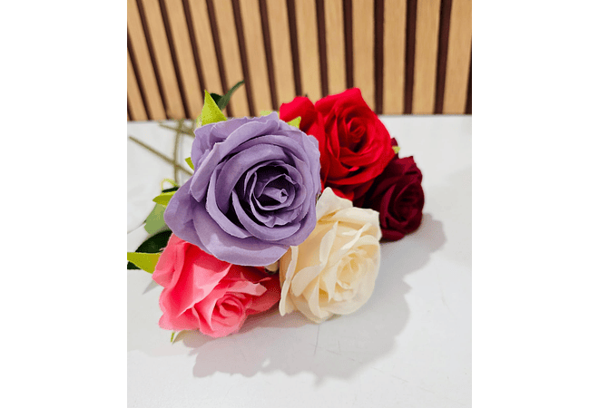 UNA ROSA ARTIFICIAL VARIOS COLORES 🌹💐