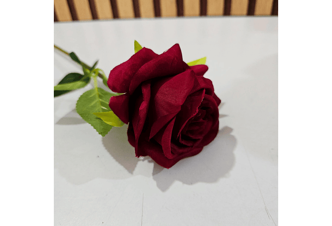 UNA ROSA ARTIFICIAL VARIOS COLORES 🌹💐