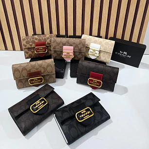 CARTERA MONEDERO COM BROCHE  IMITACIÓN COACH MOD# CAI-102 👛