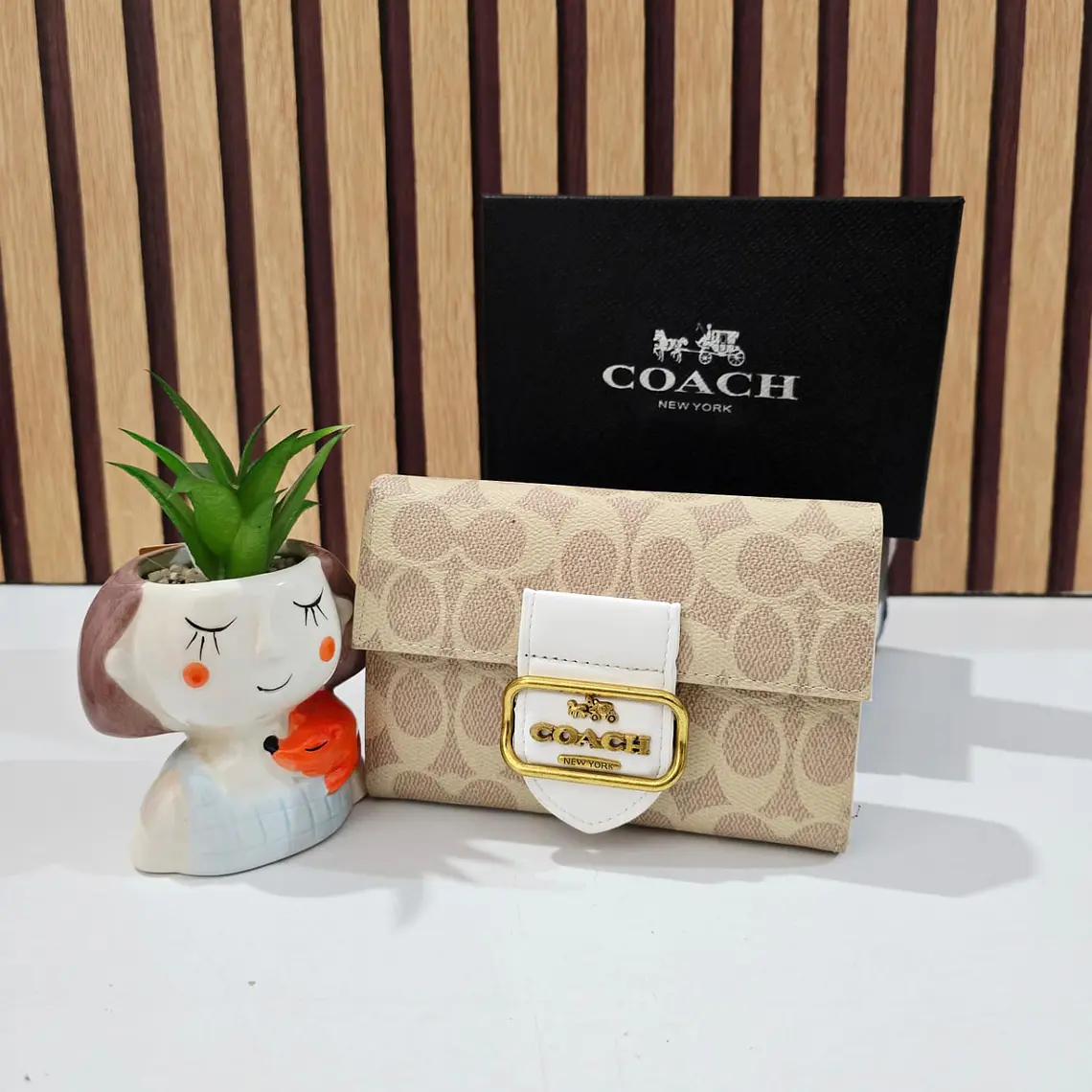 CARTERA MONEDERO COM BROCHE  IMITACIÓN COACH MOD# CAI-102 👛 3