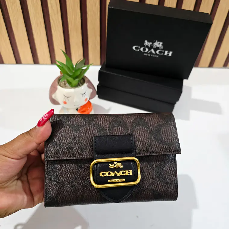 CARTERA MONEDERO COM BROCHE  IMITACIÓN COACH MOD# CAI-102 👛 9