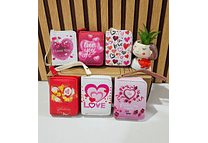 CARTERITA/MONEDERO LOVE VARIOS DISEÑOS (AL AZAR) MOD# WYD-26