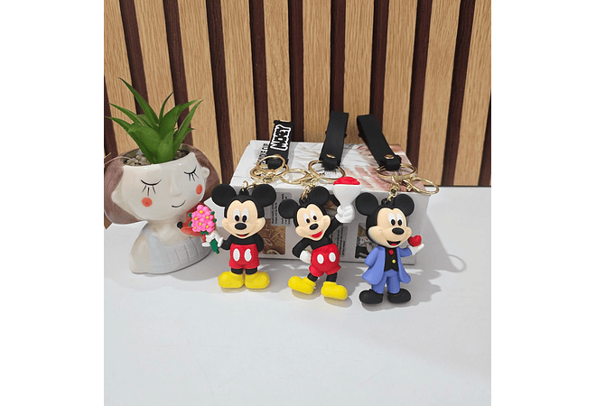 LLAVERITOS VARIOS PERSONAJES MOD# YSK-6, 7 O 2