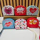 MONEDERO SEMI OVALADO DISEÑO LOVE MOD# WYD-28 - Miniatura 1
