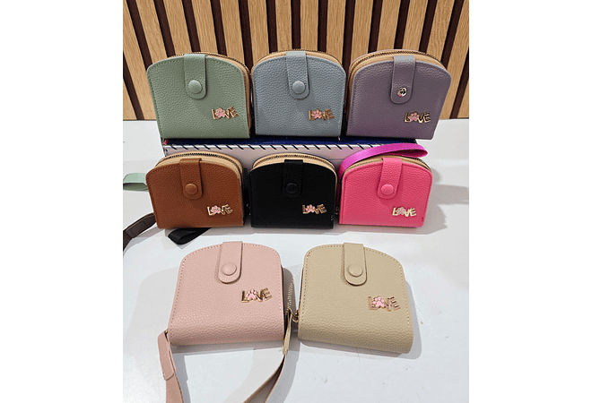 CARTERA/MONEDERO LOVE CON BROCHE MOD# WLW-5-51