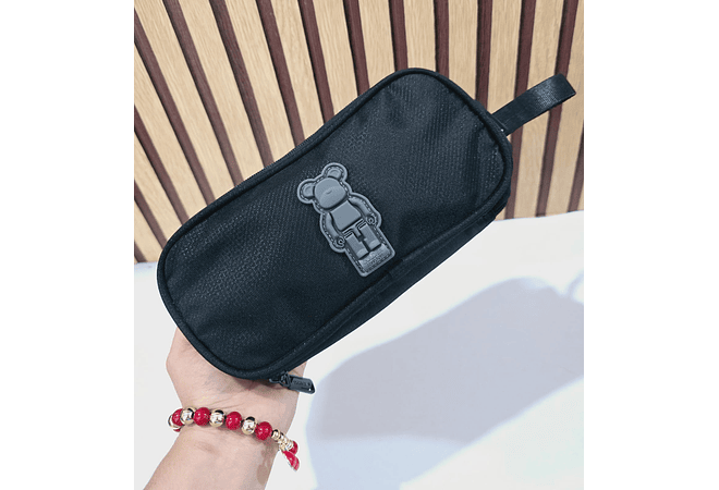 LAPICERA CON 3 CIERRES ORIGINAL COLORES LISOS OSITO (AL AZAR) MOD# SL001PC