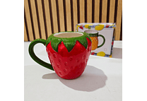 TAZA DE CERÁMICA FRESA 500ML  MOD: QH7431
