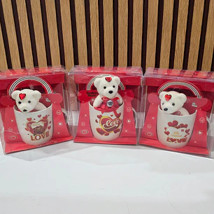 JUEGO DE TAZA OSITO EN CAJITA AMOR Y AMISTAD  VARIOS MOD:  R879,643,763,879