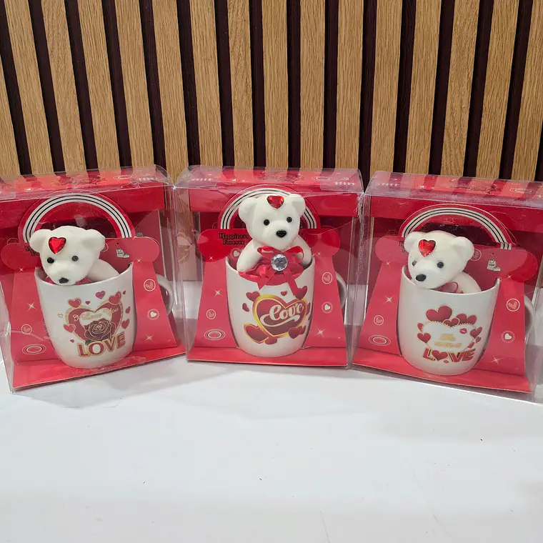 JUEGO DE TAZA OSITO EN CAJITA AMOR Y AMISTAD  VARIOS MOD:  R879,643,763,879 1