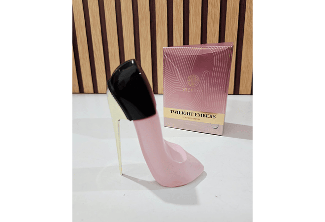 FRAGANCIA PARA DAMA DE 30ML EN FORMA DE ZAPATILLA(TAMAÑO BOLSILLO) MOD# i727 O i728