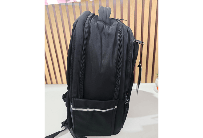 MOCHILA ORIGINAL CON LAPICERA X-GEAR MOD# XF701