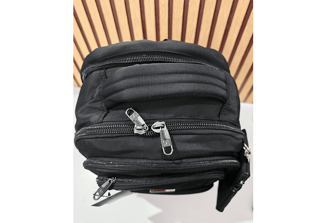 MOCHILA ORIGINAL CON LAPICERA X-GEAR MOD# XF701