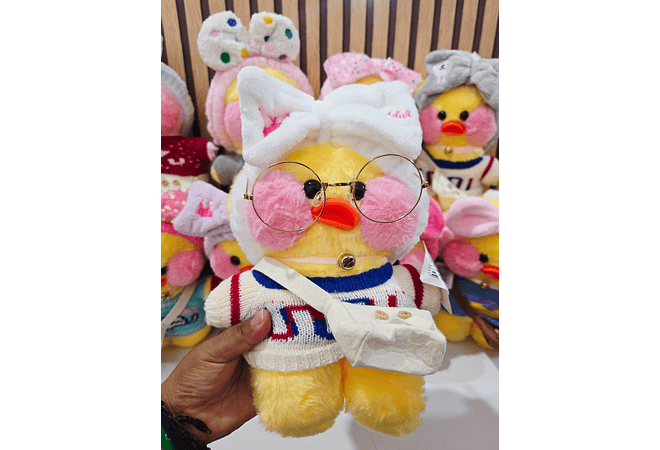 PELUCHE PATITO CON LENTES MODELOS AL AZAR CÓD #F111