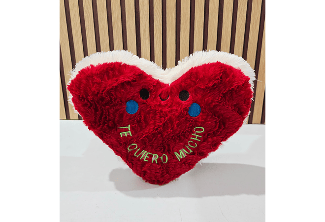 ALMOHADA EN FORMA DE CORAZÓN AL AZAR 😍