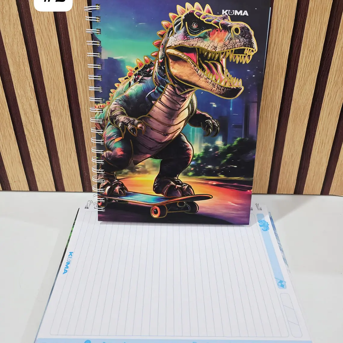 (RAYAS) LIBRETA 100 HOJAS  ESTAMPADO DINOSAURIO O ASTRONAUTA MOD# D100-8-R 🦖🪐 5