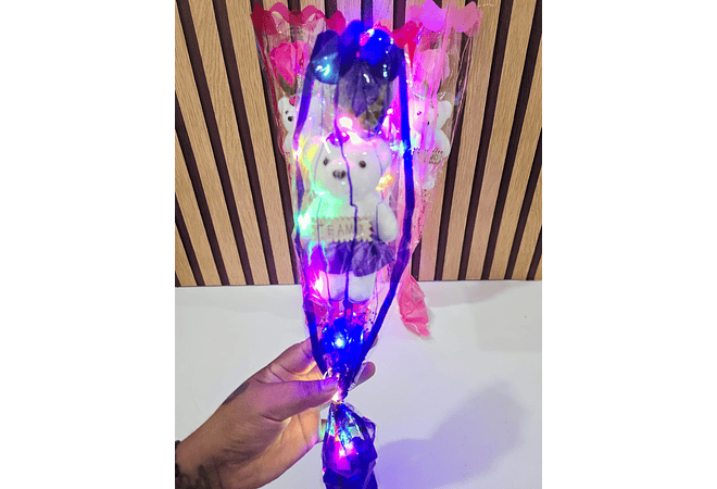 RAMITO DE OSO CON ROSA Y LUZ LED(AL AZAR)🌹🧸