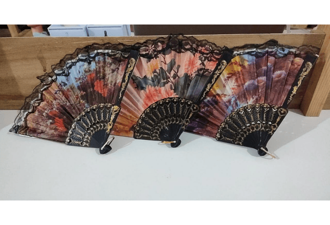 🪻DOCENA DE ABANICOS NEGRO DISEÑO FLORAL MOD #A8  🌺