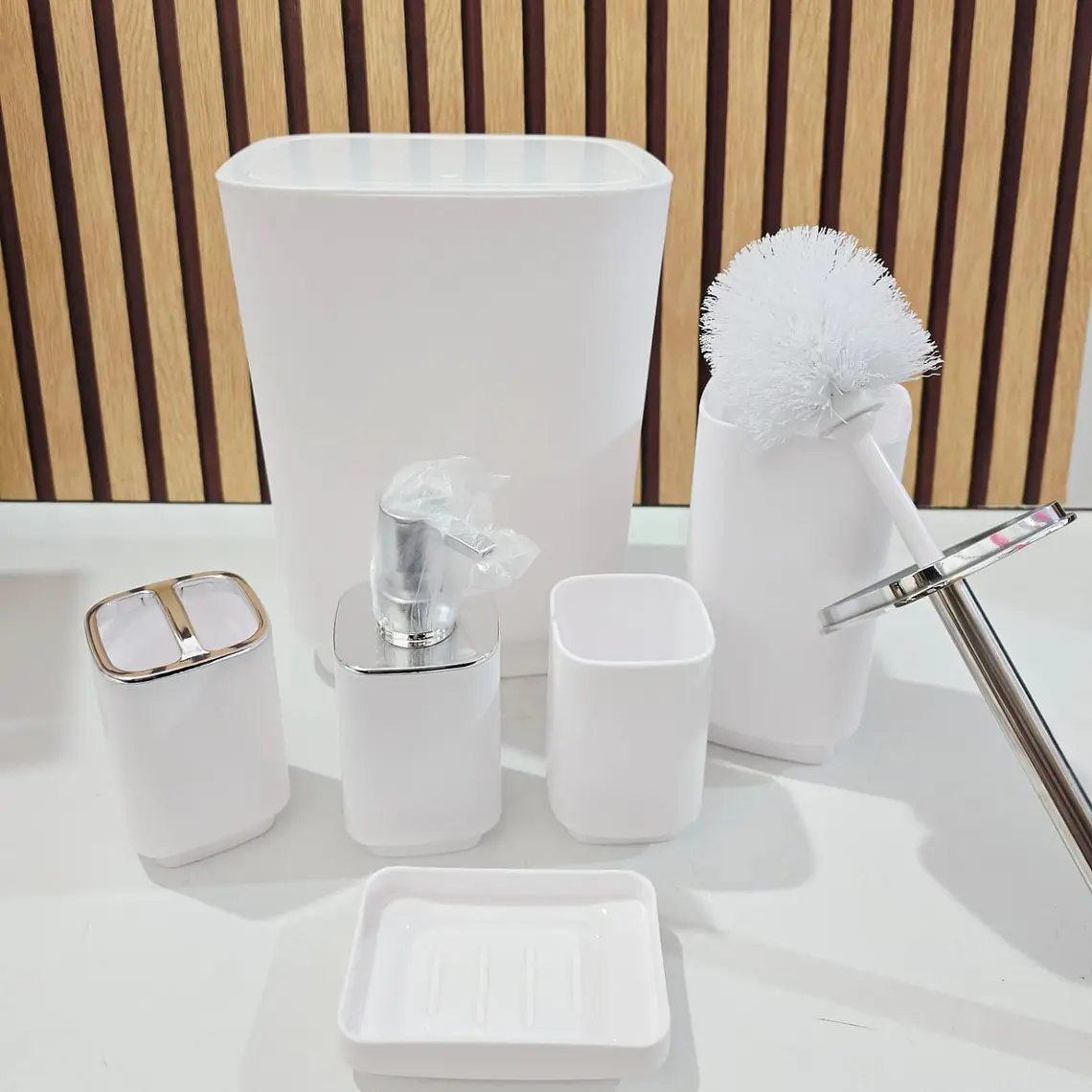 SET DE 6 PZ PARA BAÑO MOD# BH0204081 7