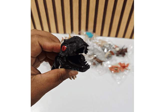 🦕JUGUETE DINOSAURIO (MORDELON) AL AZAR🦖