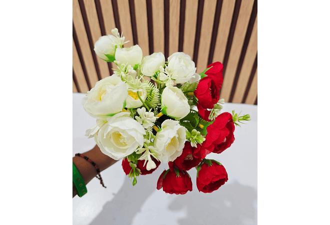 🌷RAMO CHICO DE FLORES BLANCAS O ROJAS MOD# M/SG4803  ❤️