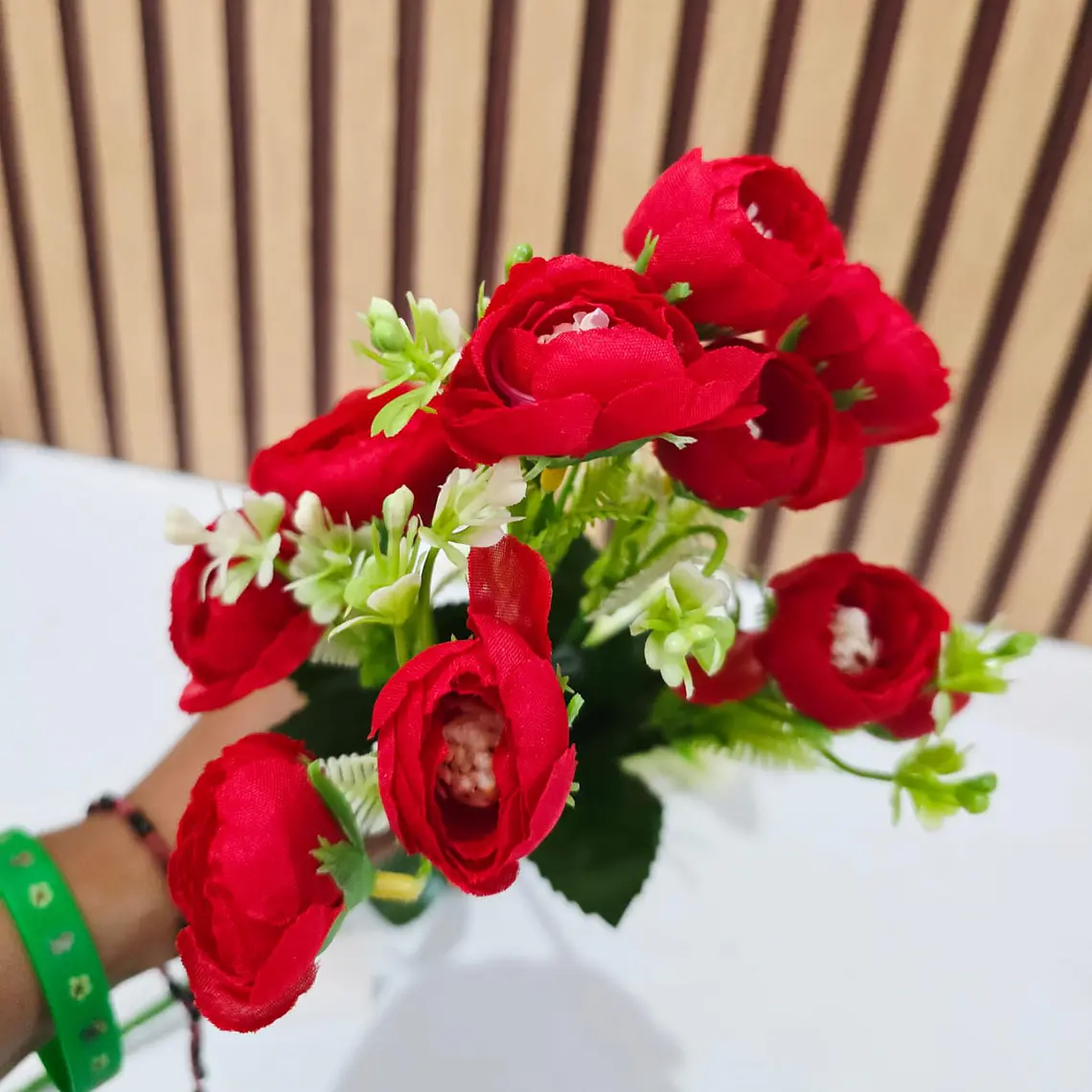 🌷RAMO CHICO DE FLORES BLANCAS O ROJAS MOD# M/SG4803  ❤️ 2