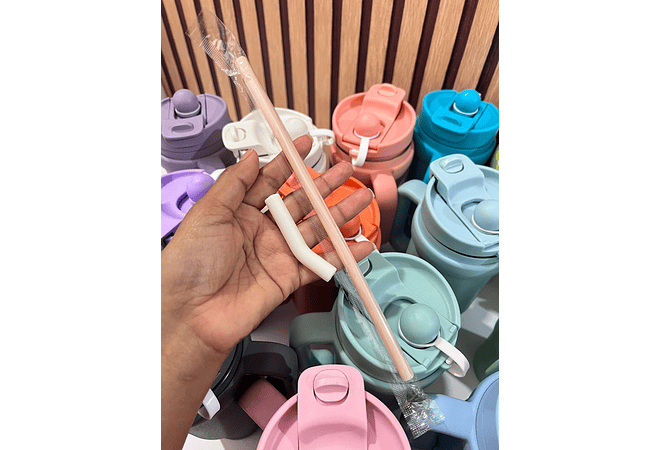 VASO TÉRMICO DE 900ML CON AGARRADERA COLORES MATE MOD# KTA-62